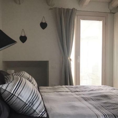 Antonella Gardalake 2 ديسينسانو ديل غاردا المظهر الخارجي الصورة